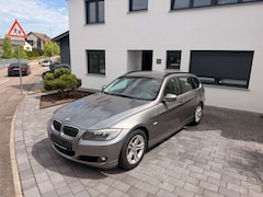 Bild des Angebotes BMW 325 3 Touring 325i Schalter