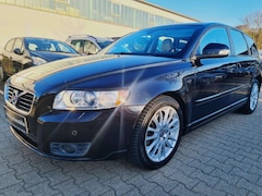 Bild des Angebotes Volvo V50 Kombi D4 Summum Leder
