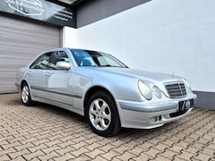 Mercedes-Benz E 240 Classic Lim. |AHK|Tempomat|03.2027|