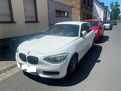 Bild des Angebotes BMW 114 114i  iDrive Klima PDC TÜV 03/27 Km nachweisbar
