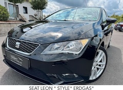 Bild des Angebotes SEAT Leon Style* WENIG KM*1 HAND* MEDIA PLUS*AHK*