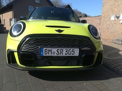 Bild des Angebotes MINI Cooper S Cabrio Mini+Cooper+S+Cabrio+Aut.+MINI+Yours+Trim
