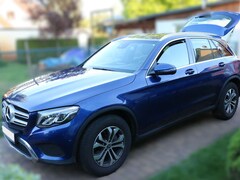 Bild des Angebotes Mercedes-Benz GLC 250 GLC 4Matic 9G-TRONIC AMG Line Interieur