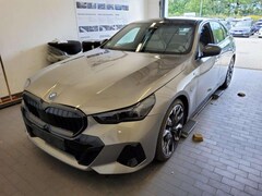 Bild des Angebotes BMW 550 e LIMOUSINE xDRIVE M SPORT/ICON/ACC/PANO/B&W