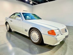 Bild des Angebotes Mercedes-Benz SL 300 24V 44000 KM-1.HAND-TÜV UND H-KENNZEICHEN