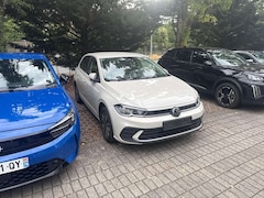Bild des Angebotes VW Polo 1.0 Move Navi Discover+LED+SHZ+PDC v+h+DAB+