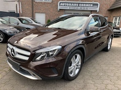 Bild des Angebotes Mercedes-Benz GLA 250 4MATIC Panoramadach Automatik