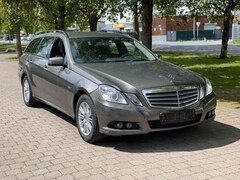 Bild des Angebotes Mercedes-Benz E 300 CDI BlueEfficiency / 1.Hand