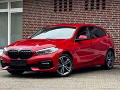 Bild des Angebotes BMW 116 d*SPORT LINE*LEDER*SHADOW LINE*LIVE COCKPIT*