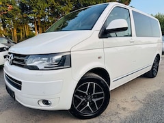 Bild des Angebotes VW T5 Multivan Navi/AHK/SHZ/Bi-Xenon/Scheckheft