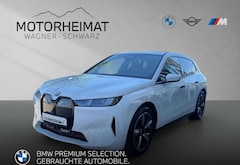 Bild des Angebotes BMW iX xDrive45 21" AHK ACC H&K ab 0,99%