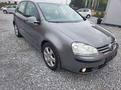 Bild des Angebotes VW Golf V Lim. Trendline 1,6 Navi/Klima/Tempomat