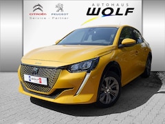 Bild des Angebotes Peugeot e-208 Allure 136 PDC SHZ KAMERA NAVI LED