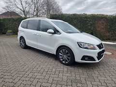 Bild des Angebotes SEAT Alhambra 2.0 TDI 177PS DSG I-Tech Xenon AHK Panoramdach Kam