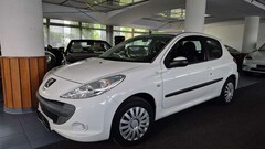 Bild des Angebotes Peugeot 206 + Klima/Sportsitze/Zahnriemen neu