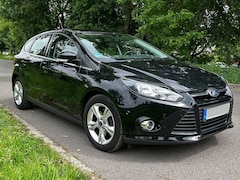 Bild des Angebotes Ford Focus Focus 1.6 EcoBoost Start-Stopp-System Champions Ed