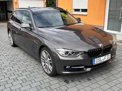 Bild des Angebotes BMW 328 3er Touring 328i Touring Sport-Aut. Sport Line