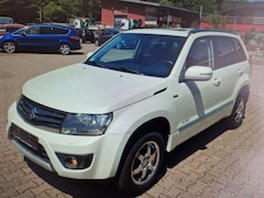 Suzuki Grand Vitara 1.9 DDIS X 30 (5-trg.) LEDER, XENON, Neuwertig WR