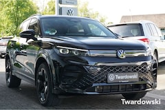 VW Tiguan 1.5 TSI eHybrid R-Line MATRIX BLACK PANO