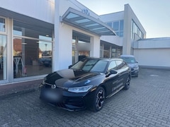Bild des Angebotes VW Passat Variant CJ 1.5 e-Hybrid R-Line DSG