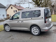 Bild des Angebotes Ford Tourneo Connect Grand Tourneo Connect 2.0 EcoBlue Aut. TITANIUM