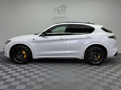 Bild des Angebotes Alfa Romeo Stelvio Quadrifoglio Q4|AKRAPOVIC|PANO|Schale|