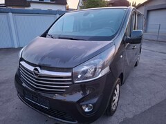Bild des Angebotes Opel Vivaro Combi L1H1 2,7t Navi/Tempomat/Allwetterreifen