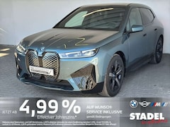 Bild des Angebotes BMW iX xDrive40 M Sport Navi.Laser.Pano.AHK.360°.ACC