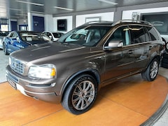 Bild des Angebotes Volvo XC90 D5 AUT/GSD/SHZ/LEDER/NAVI/MEDIA-IN/7-SITZER