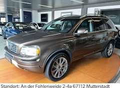 Bild des Angebotes Volvo XC90 D5 AUT/GSD/SHZ/LEDER/NAVI/MEDIA-IN/7-SITZER