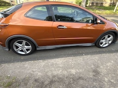 Honda Civic 1.8i-VTEC Type S