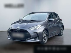 Bild des Angebotes Toyota Yaris Hybrid 1.5 Team D *ACC*CAM*CarPlay*SHZ*TWA*