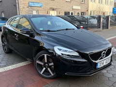 Bild des Angebotes Volvo V40 Momentum 1 Vorbesitzer R.Kamera SHZ