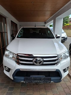 Bild des Angebotes Toyota Hilux 4x4 Double Cab Autm. Comfort
