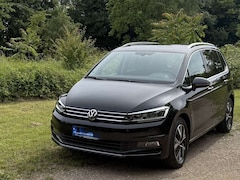 Bild des Angebotes VW Touran Highline 1.5 TSI 7 Sitzer AHK Winterreifen