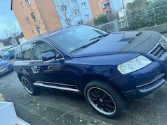 Bild des Angebotes VW Touareg 3.2 V6 Automatik Individual