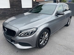 Bild des Angebotes Mercedes-Benz C 250 T-Modell LED*CARPLAY*LEDER*KLIMAAUT*STZHZG