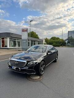 Bild des Angebotes Mercedes-Benz E 400 4Matic 9G-TRONIC Exclusive