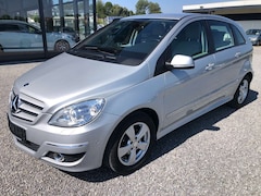 Bild des Angebotes Mercedes-Benz B 180 Autotronic*Bi-Xenon*COMAND*Park-Assistent*1.Hand*