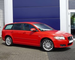 Bild des Angebotes Volvo V50 V50 2,0 D3 Summum 5 Zylinder
