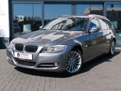 Bild des Angebotes BMW 330 d xDrive PANO XENON LEDER