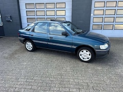 Bild des Angebotes Ford Escort *1. Hand*