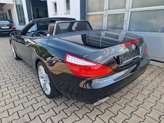 Bild des Angebotes Mercedes-Benz SL 350 PanoDach/Distronic/Scheckheft/Deutsch/SHZ