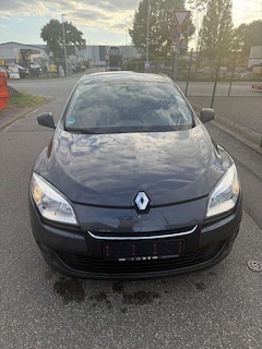 Bild des Angebotes Renault Megane III Lim. 5-trg. Je t'aime