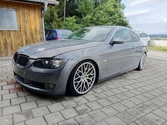 Bild des Angebotes BMW 335 335i Coupe