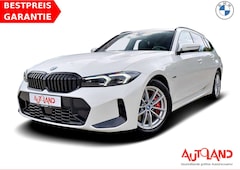 Bild des Angebotes BMW 330 330e M-Sport Touring PHEV LED ACC Navi Kamera