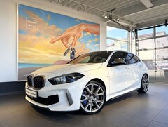 Bild des Angebotes BMW 135 i xDr 50J.-M+HUD+KAM+PANO+SPUR+ad.LED+19*+AL