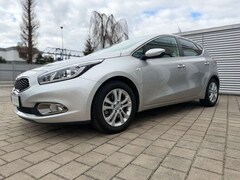 Bild des Angebotes Kia Ceed / cee'd 1.4 Dream Team 48.600 KM 1.Hand