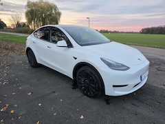 Bild des Angebotes Tesla Model Y 299PS, RWD, LFP, AHK, Matrix-LED, MiG, SoH 98%
