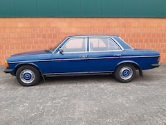Bild des Angebotes Mercedes-Benz 240 Diesel W123 - kerngesunder Zustand